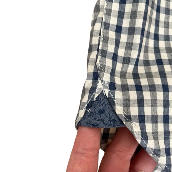 Joseph Abboud Men’s XL Blue Tan Button Down Shirt Non-iron cotton - Picture 2 of 5